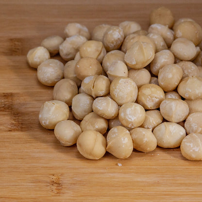 Organic Macadamia Nuts (24 oz.)-1